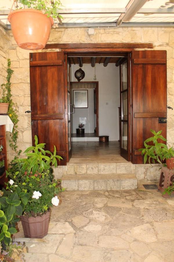 Georgia'S House Panzió Fíti Kültér fotó